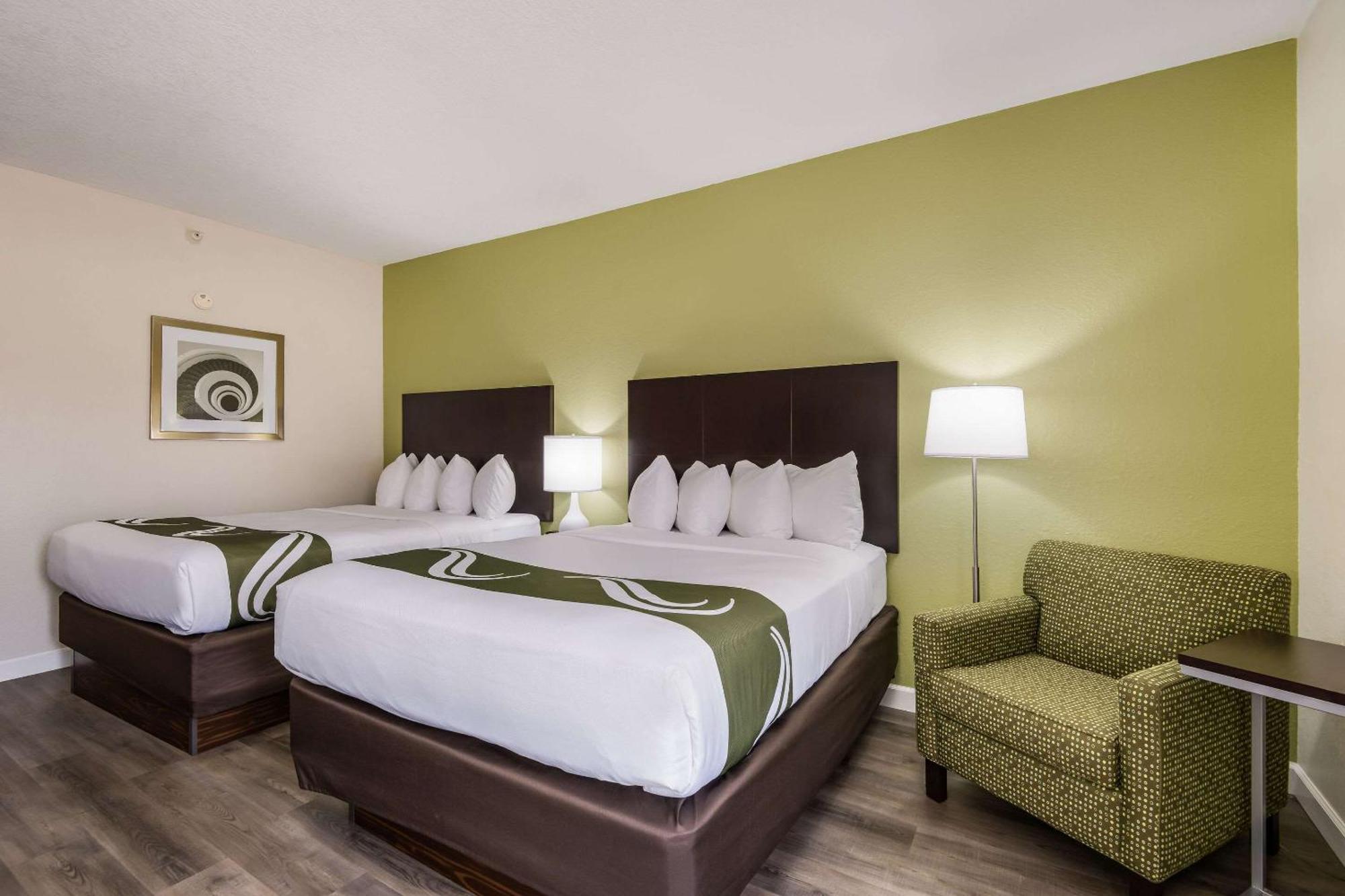Quality Inn & Suites Quincy - Downtown Экстерьер фото