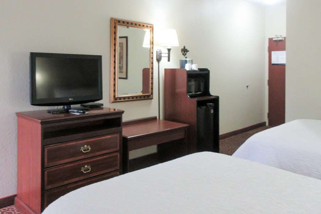 Quality Inn & Suites Quincy - Downtown Номер фото